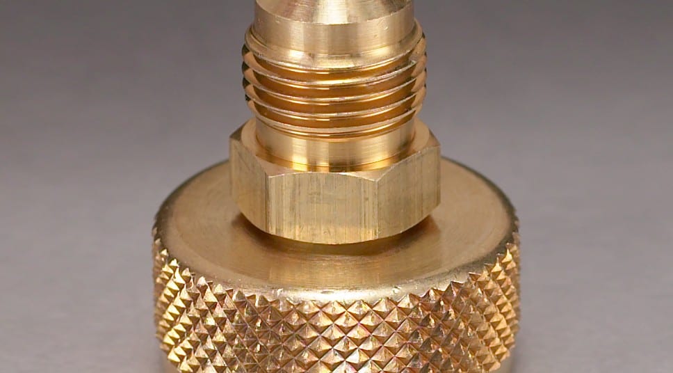 125 and 145 lb. Cylinder Valve Adapter